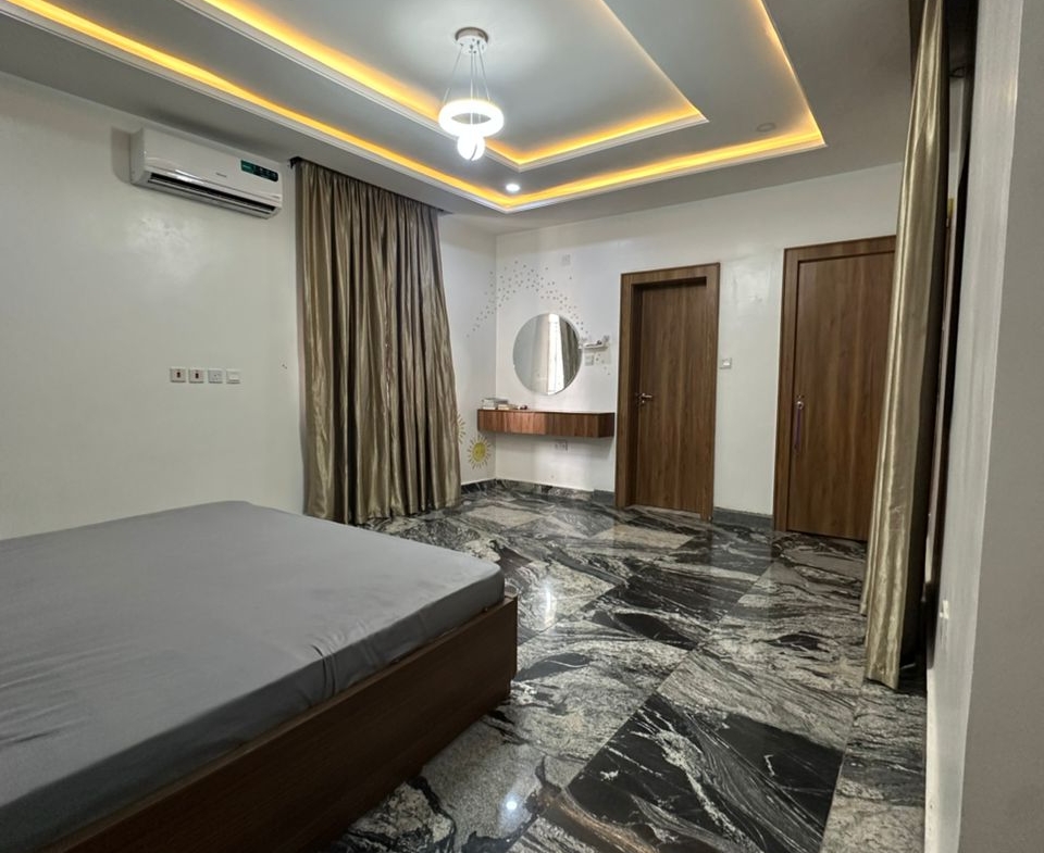 4 Bedroom Penthouse Duplex for Sale in Lugbe Abuja