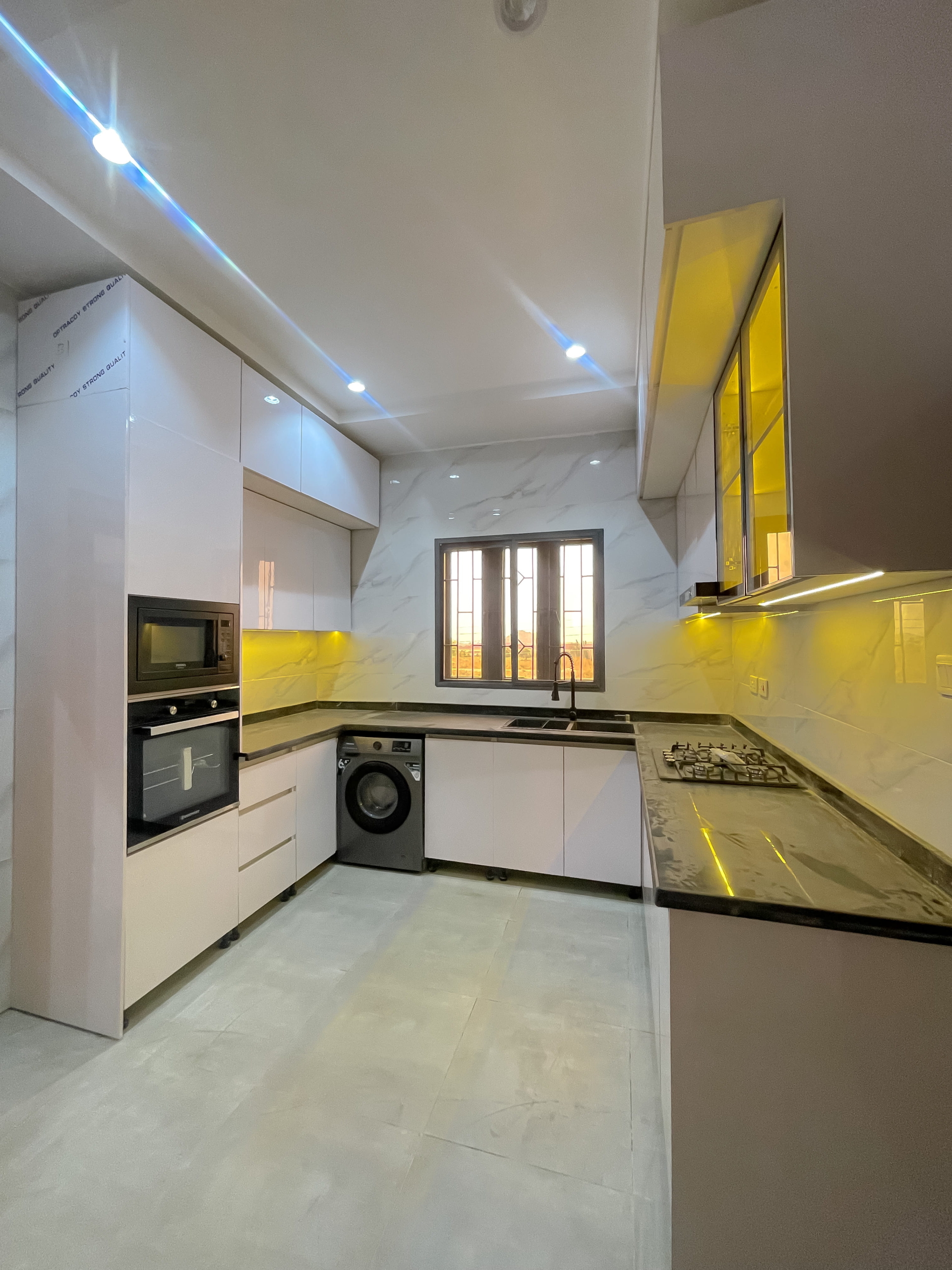 2 bedroom apartment for sale in Lugbe Airport Road Abuja.