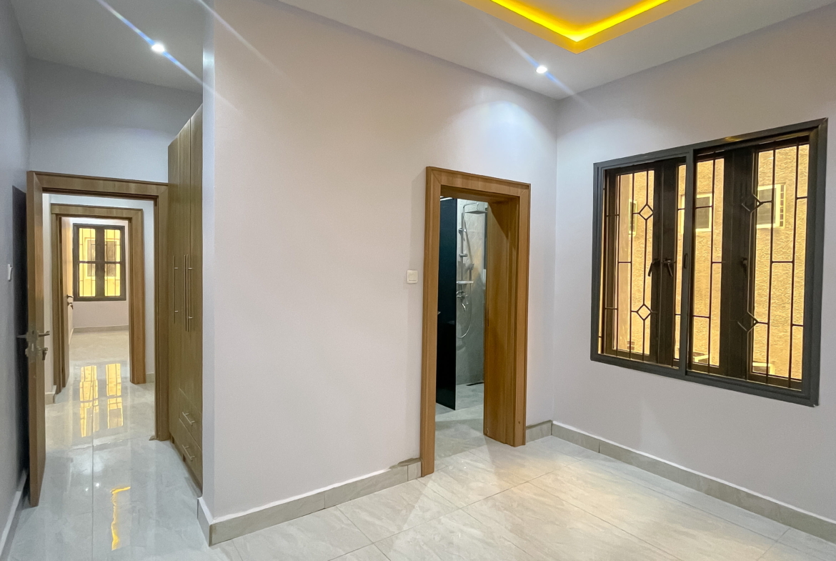 2 bedroom apartment for sale in Lugbe Airport Road Abuja.