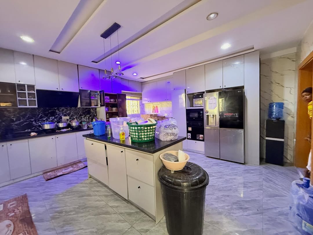 5 bedroom detached bungalow for sale in Lifecamp, Abuja