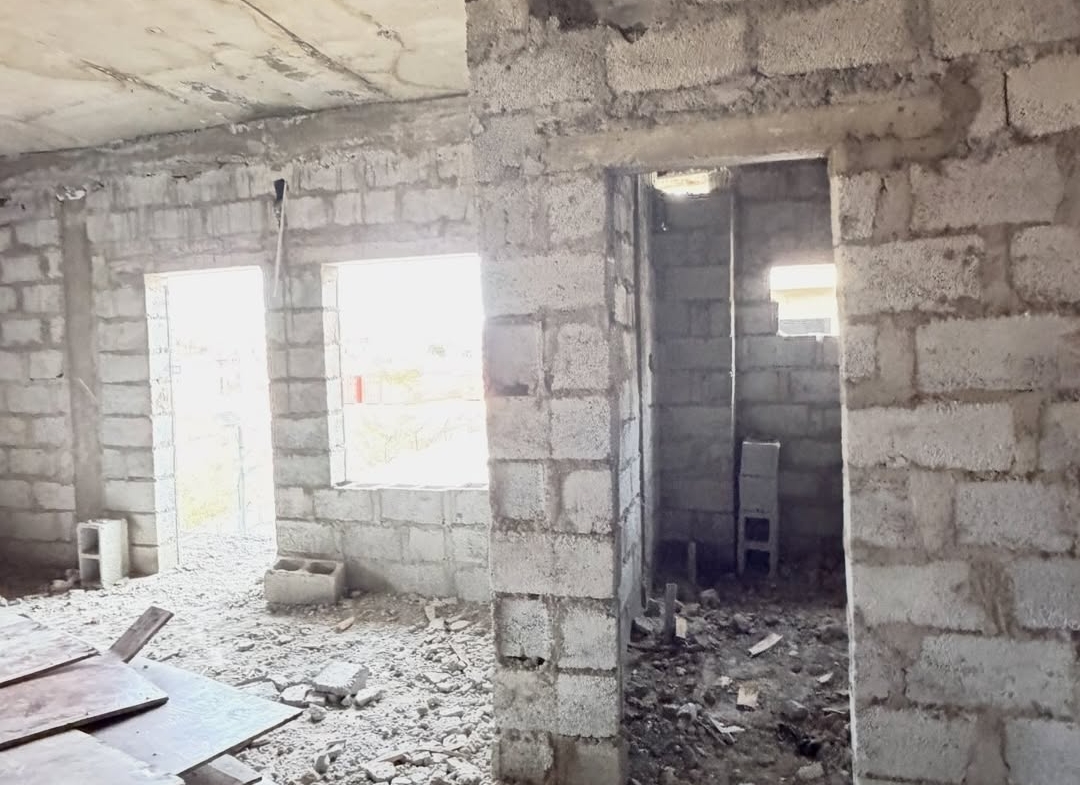 3 bedroom apartments with BQ and 4 bedroom terrace duplexes with BQ