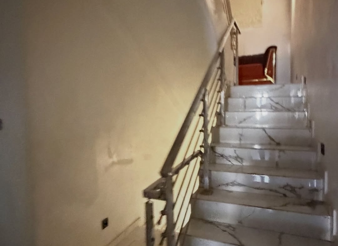 6 bedroom detached duplex for sale in Guzape, Abuja