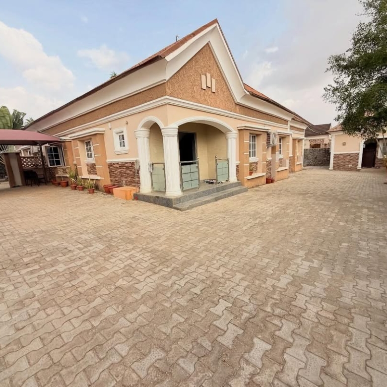 5 bedroom detached bungalow for sale in Lifecamp, Abuja