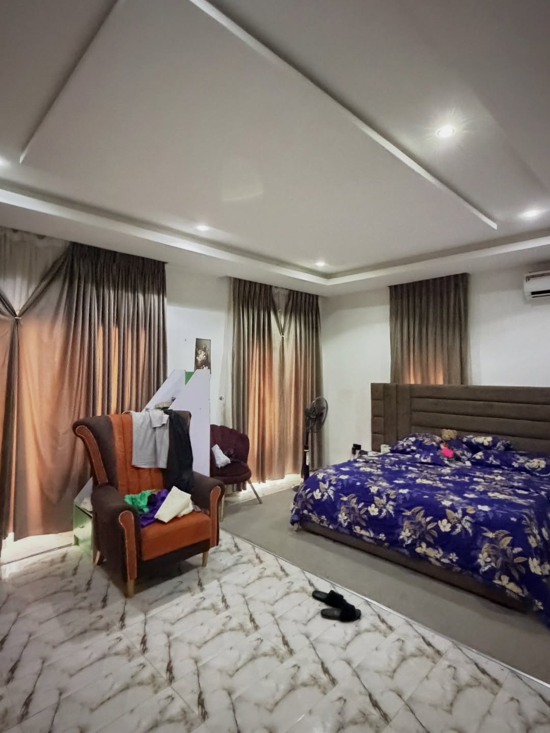 6 bedroom detached duplex for sale in Guzape, Abuja