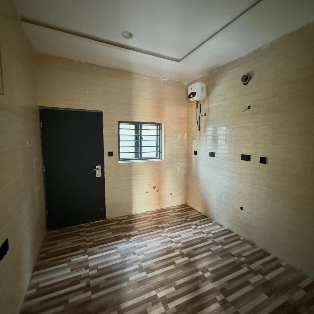 4 Bedroom Semi-Detached Duplex for Sale in Dantata Estate