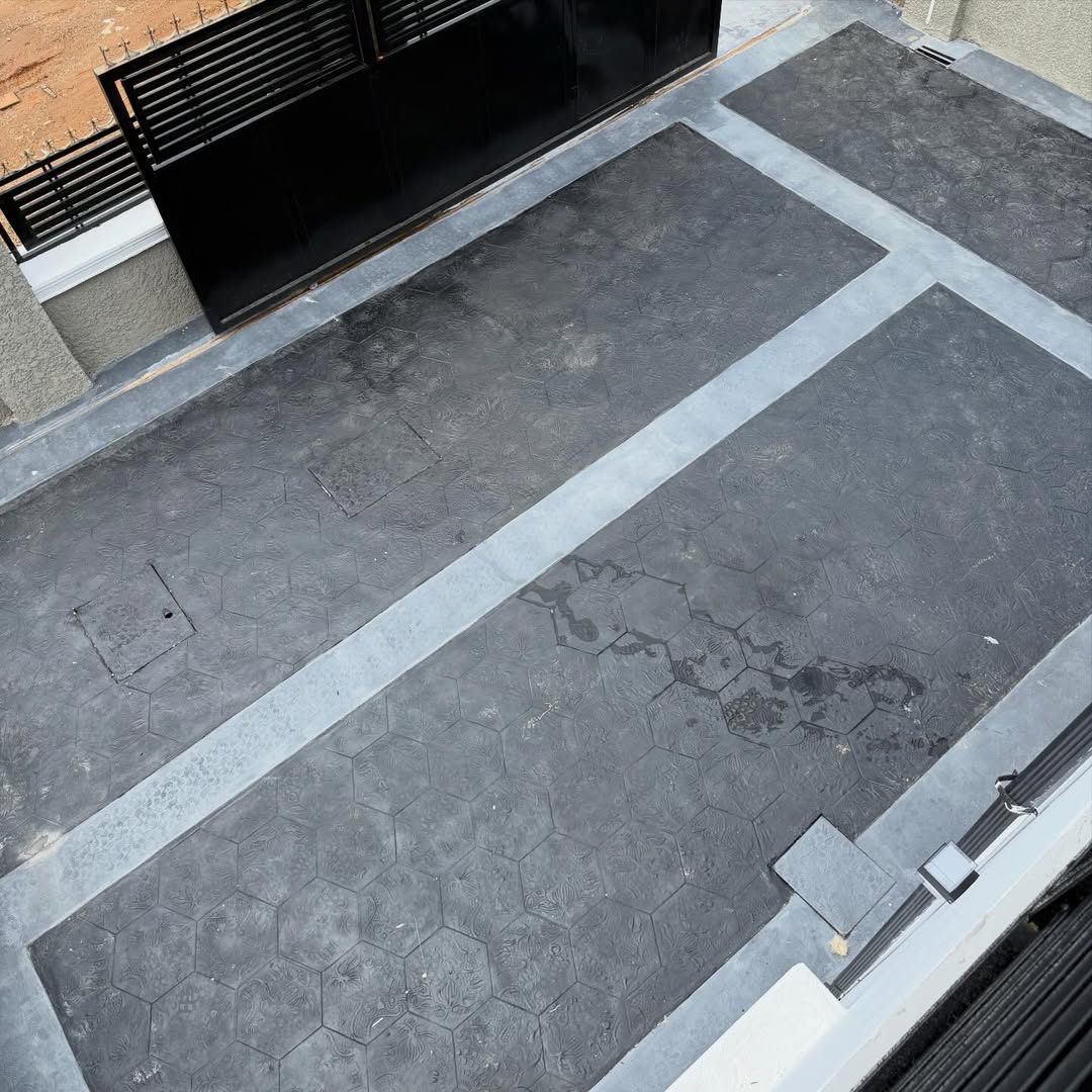 4 Bedroom Semi-Detached Duplex for Sale in Dantata Estate