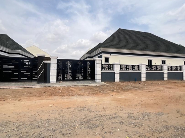 3 bedroom detached bungalow for sale in Apo-Wumba, Abuja.