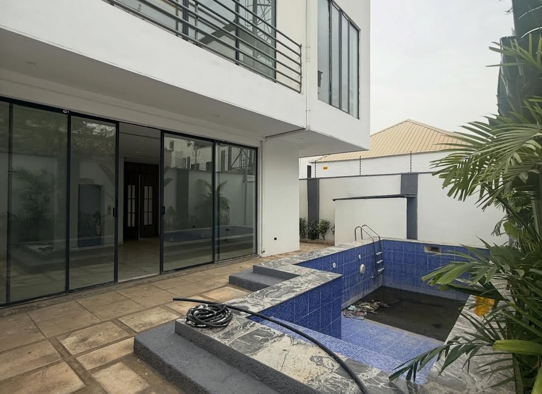 Luxury 5 Bedroom Detached Duplex with BQ for Sale in Maitama Abuja