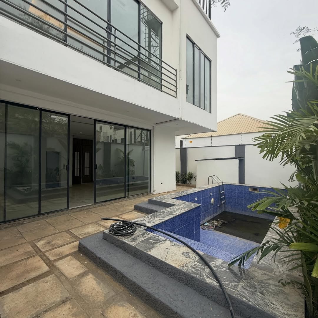 Luxury 5 Bedroom Detached Duplex with BQ for Sale in Maitama Abuja