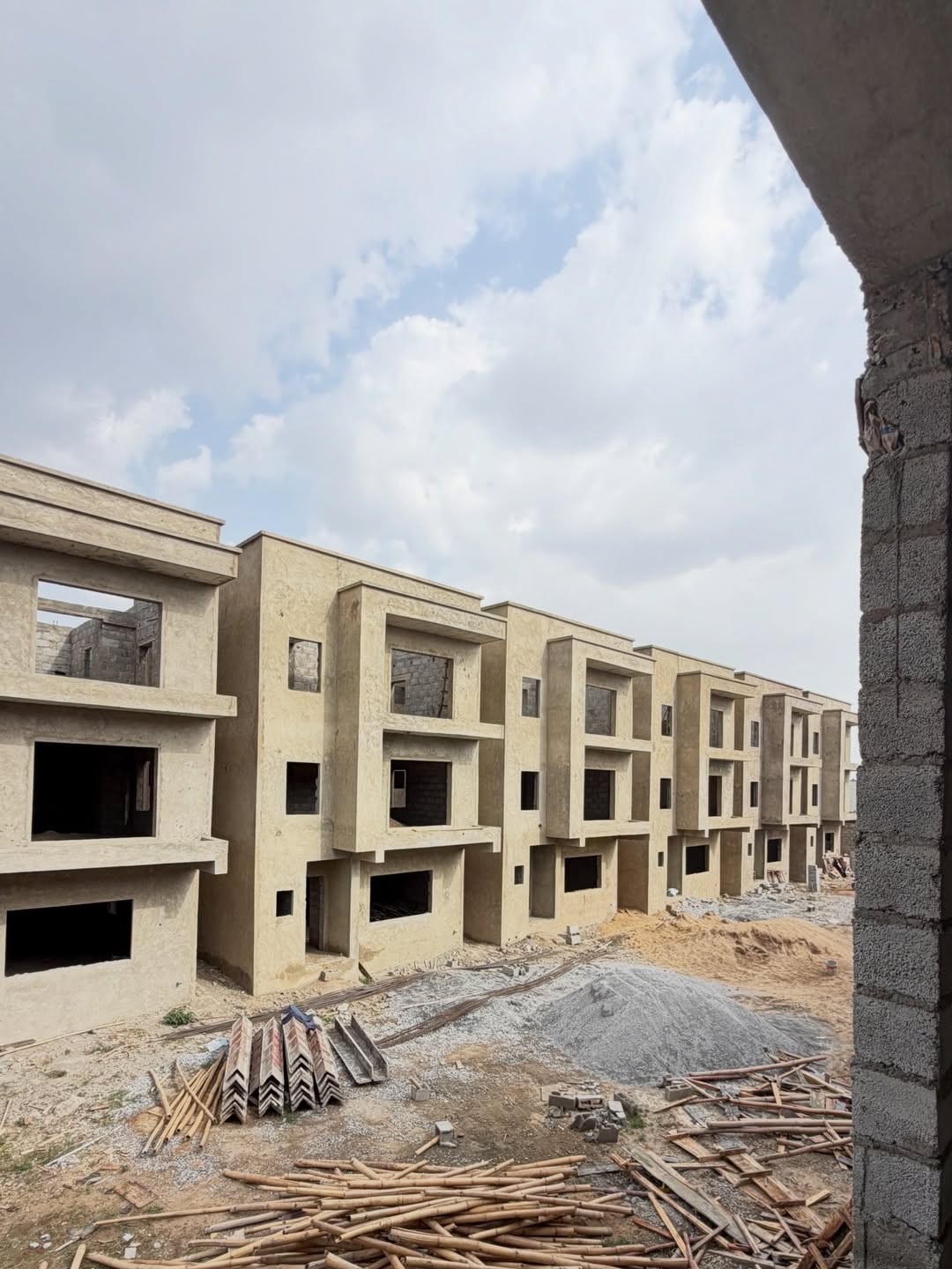 3 bedroom apartments with BQ and 4 bedroom terrace duplexes with BQ