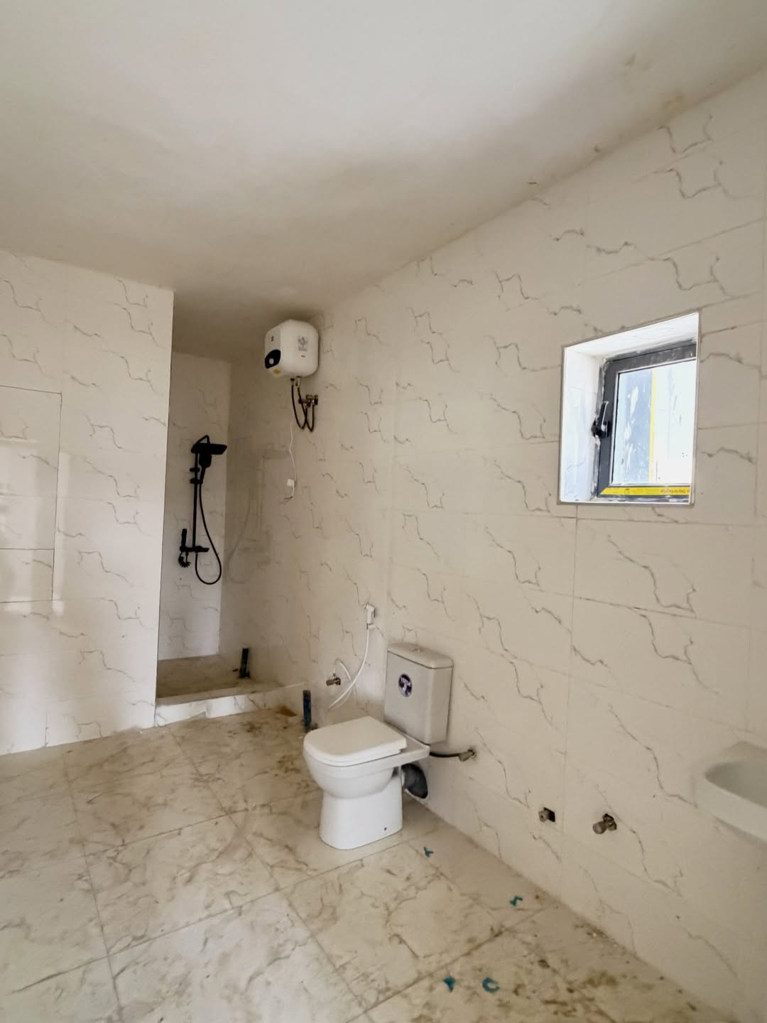 4 Bedroom Detached Duplex with BQ for Sale in Apo Legislative Quarters Abuja