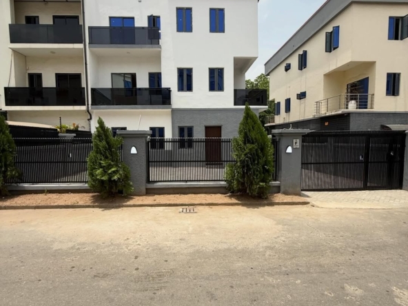 5 bedroom semi-detached duplex for lease in Wuse 2, Abuja