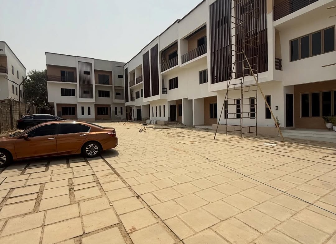 4 bedroom terrace duplex for sale in Mabushi, Abuja
