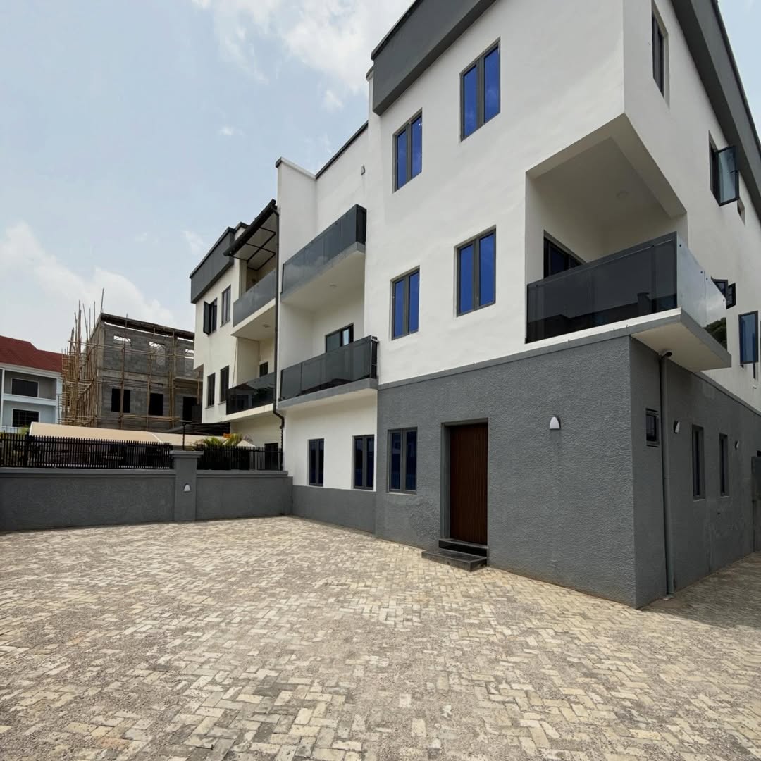 5 bedroom semi-detached duplex for lease in Wuse 2, Abuja