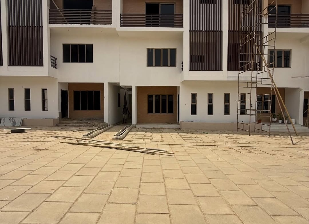 4 bedroom terrace duplex for sale in Mabushi, Abuja