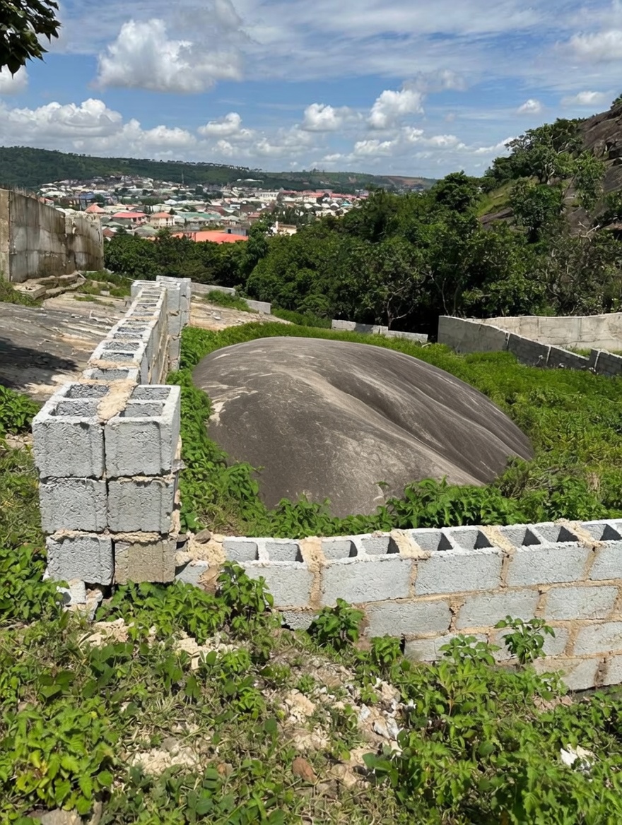 land for sale in Asokoro Rock Villa, Abuja