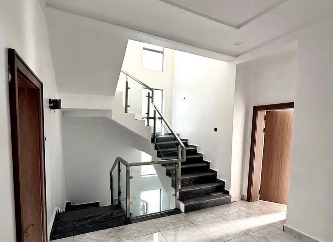 4 bedroom terrace duplex for sale in Mabushi, Abuja