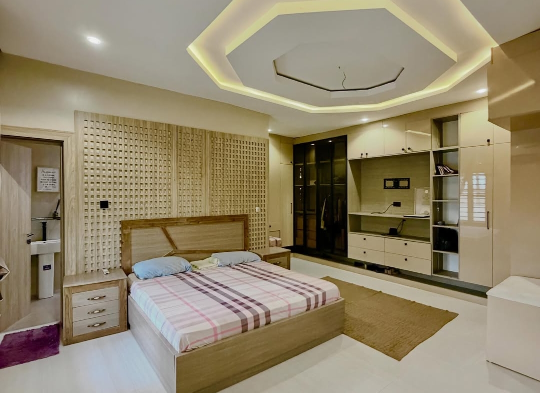 5 bedroom semi-detached duplex for sale in Lifecamp, Abuja