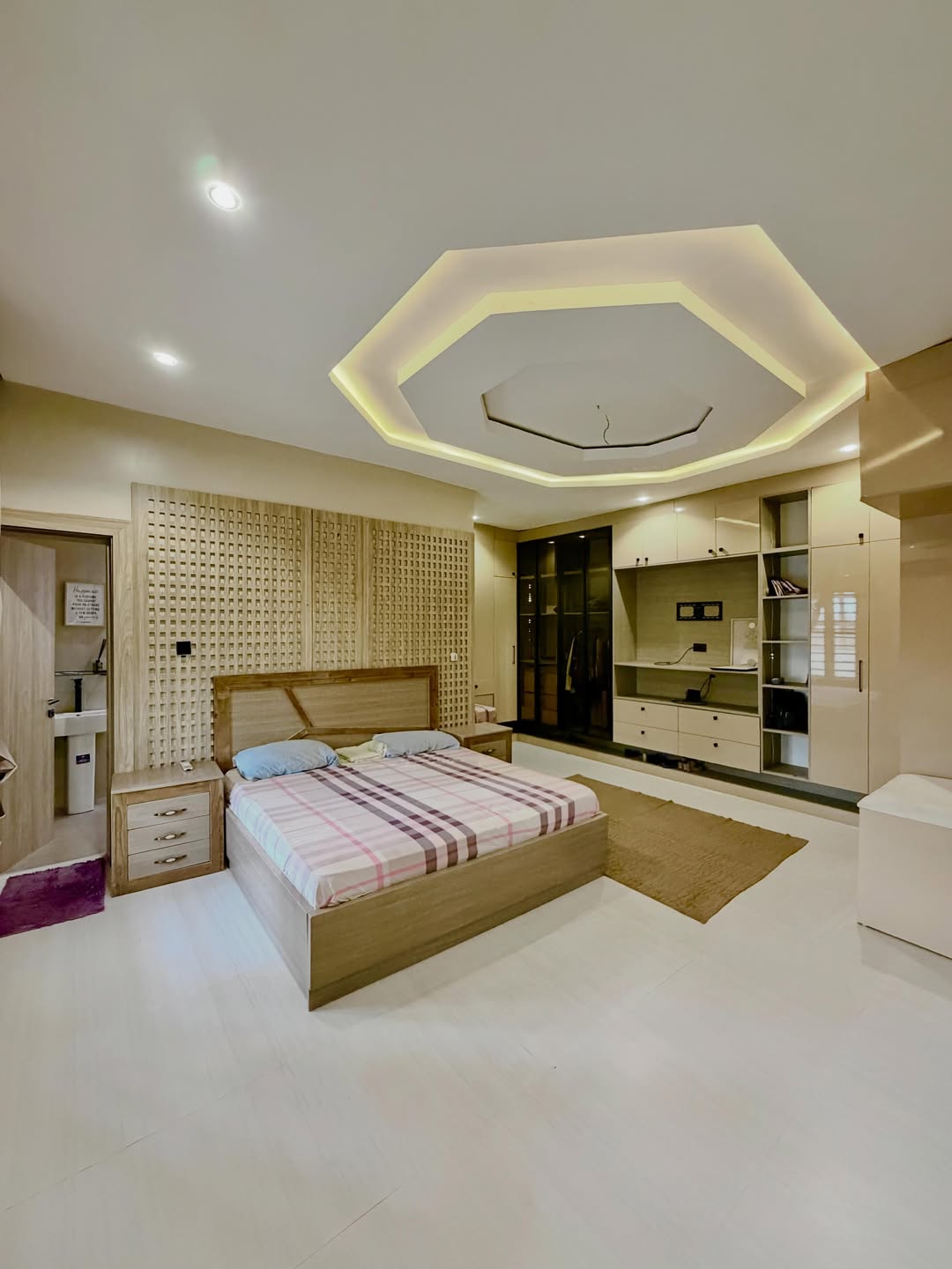 5 bedroom semi-detached duplex for sale in Lifecamp, Abuja