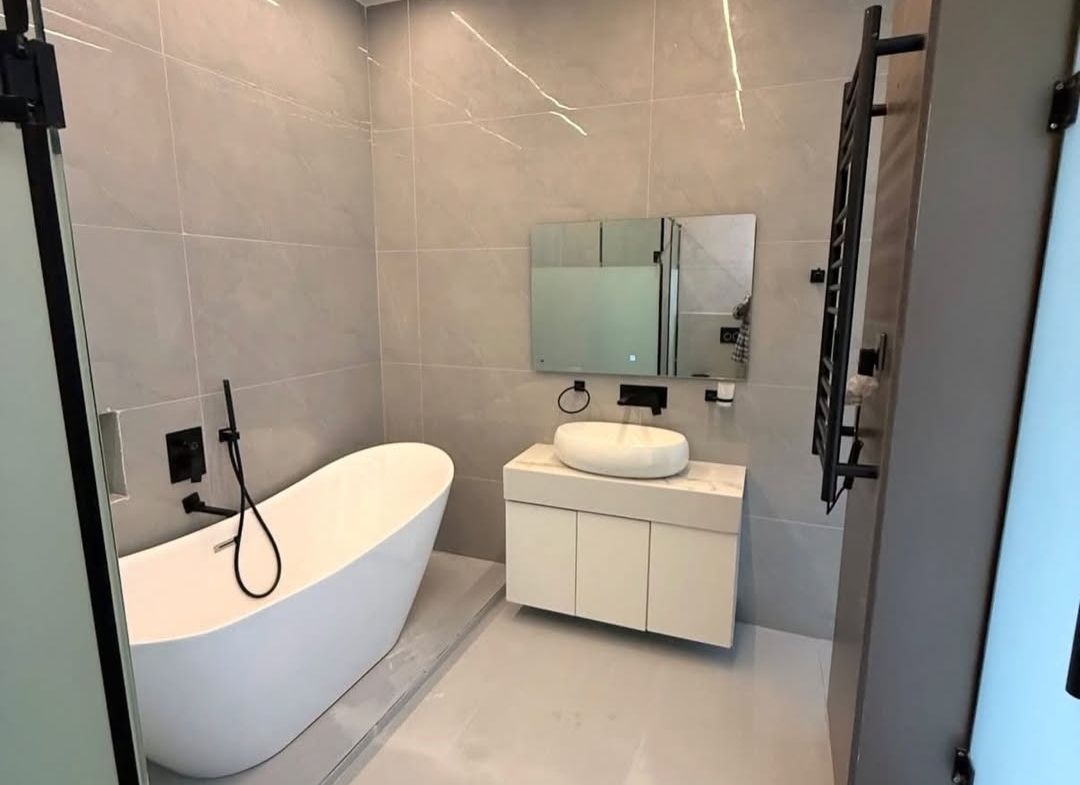 3 bedroom smart apartment with BQ for sale in Jahi, Abuja