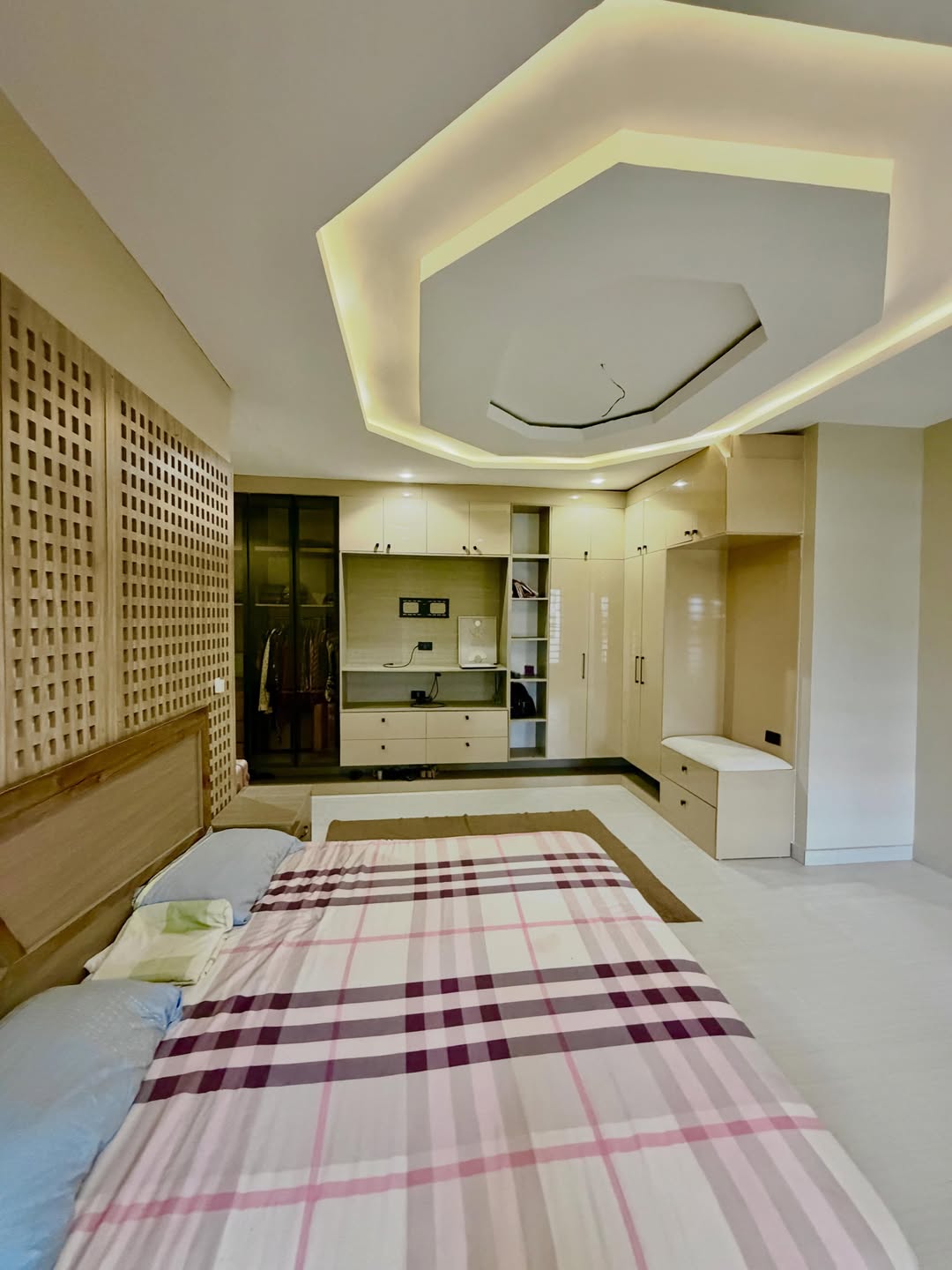 5 bedroom semi-detached duplex for sale in Lifecamp, Abuja
