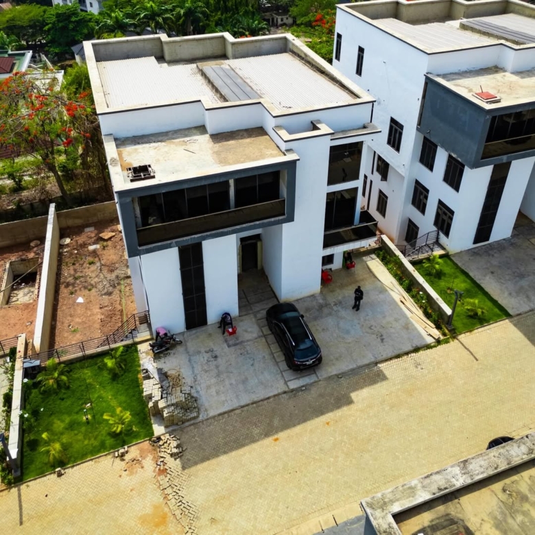 6 bedroom detached duplex for sale in Ministers Hill, Maitama, Abuja