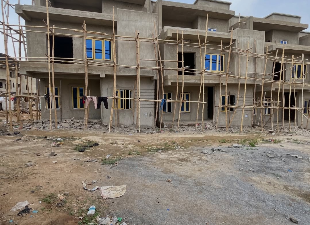 4 bedroom terrace duplex for sale in Apo Resettlement, Abuja