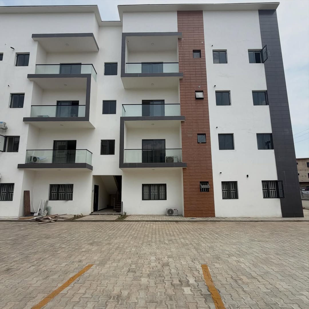 3 bedroom apartment for sale in Jahi, Abuja