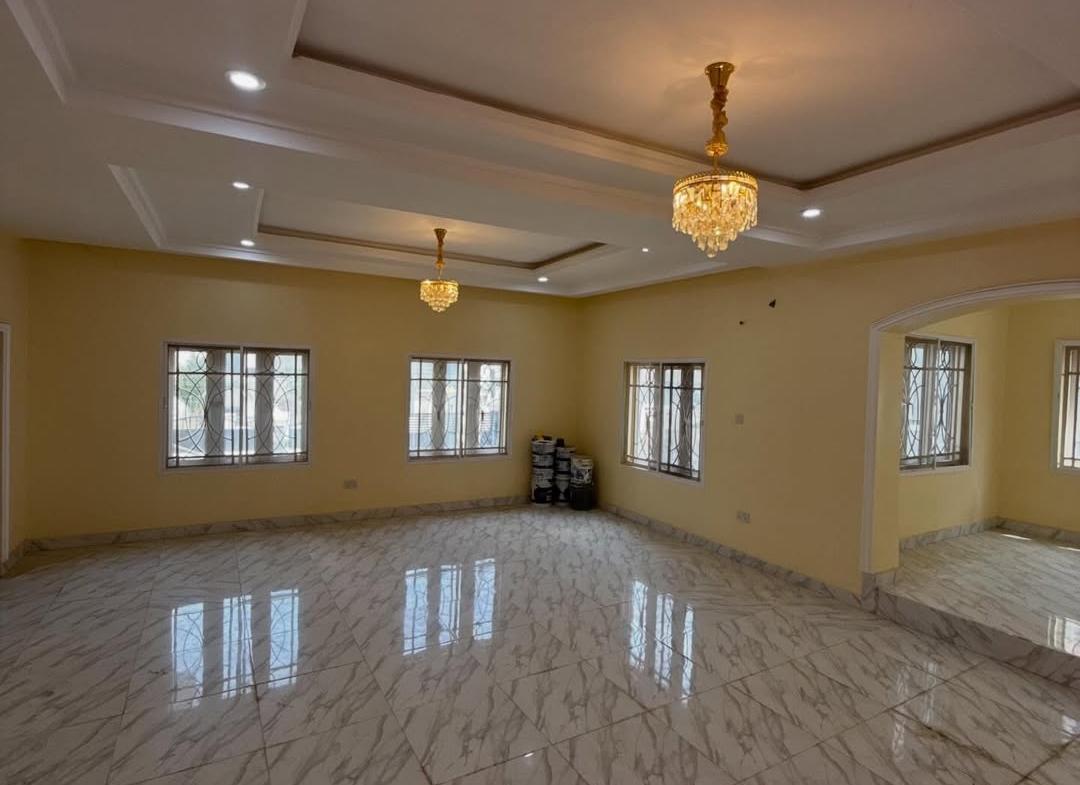 5 bedroom detached duplex with 2BQ for sale in Lifecamp, Abuja