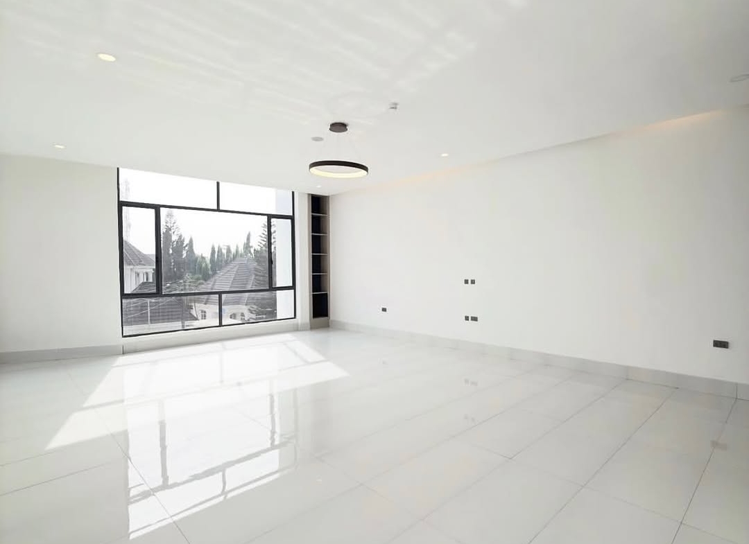 7 bedroom detached duplex with BQ for sale in Asokoro, Abuja