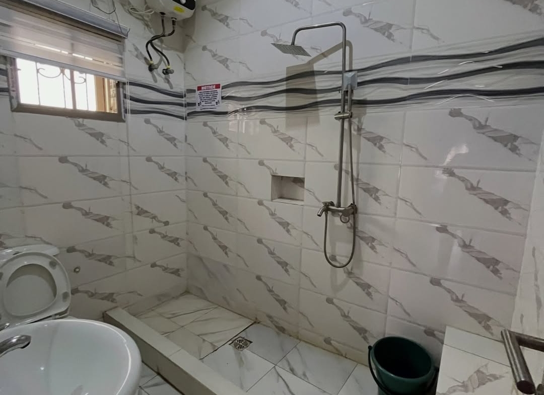 15 room hotel for sale in Apo Resettlement, Abuja