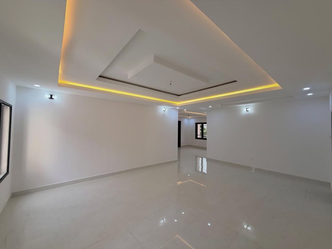 3 bedroom apartment with BQ for sale in Katampe Main, Abuja