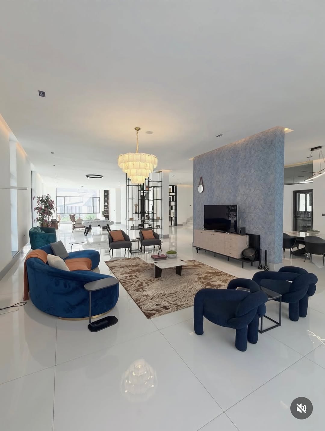 7 bedroom detached duplex with BQ for sale in Asokoro, Abuja
