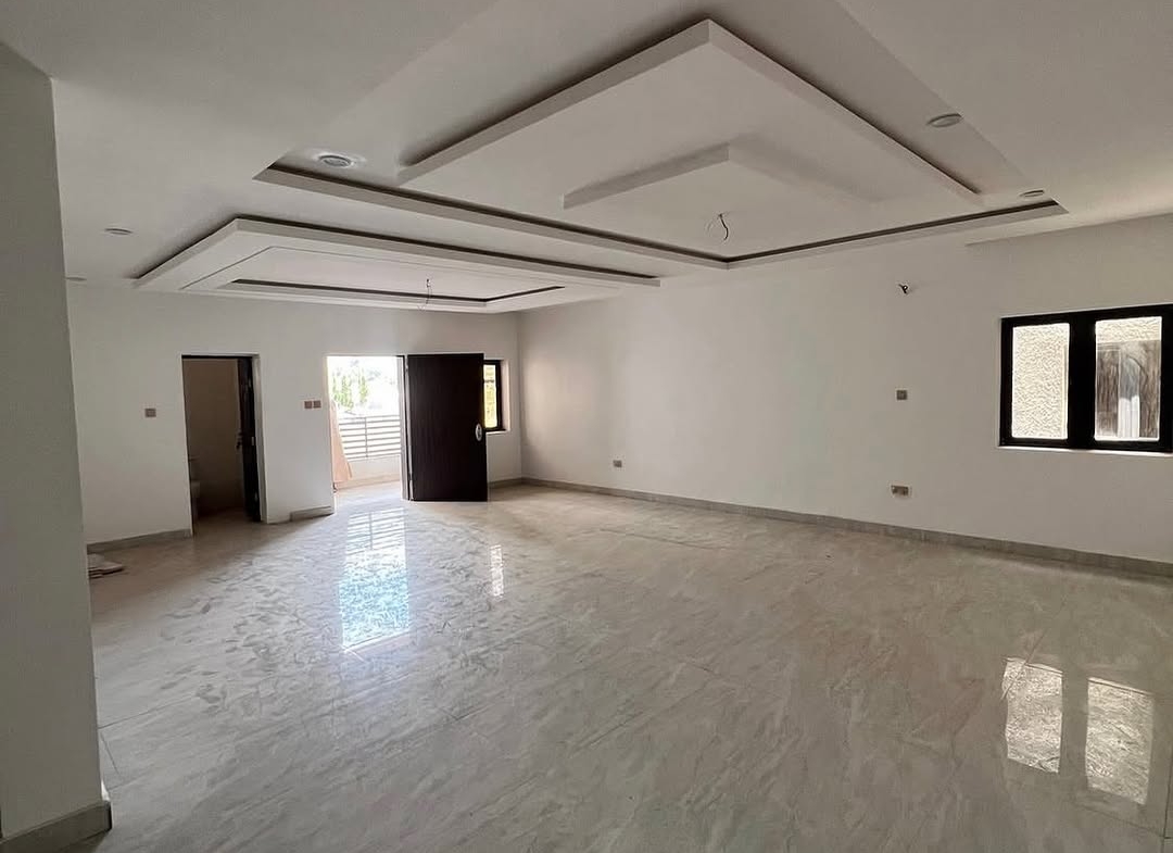 3 bedroom apartment with BQ for sale in Katampe Main, Abuja