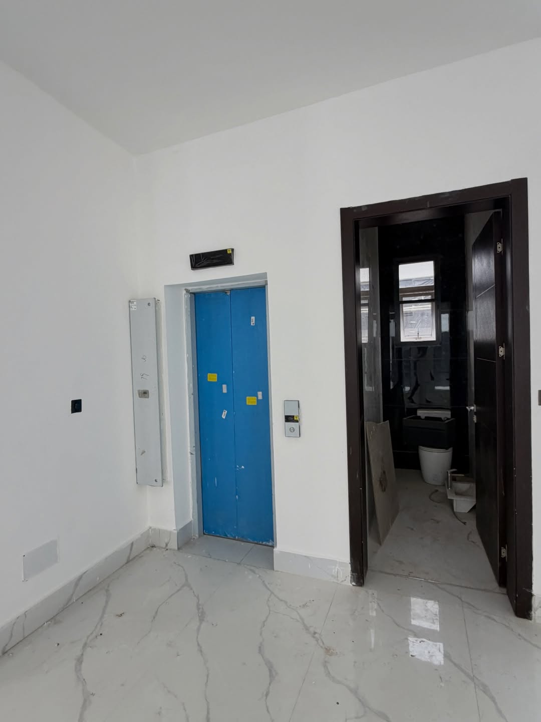 5 bedroom detached duplex for sale in Katampe Extension, Abuj