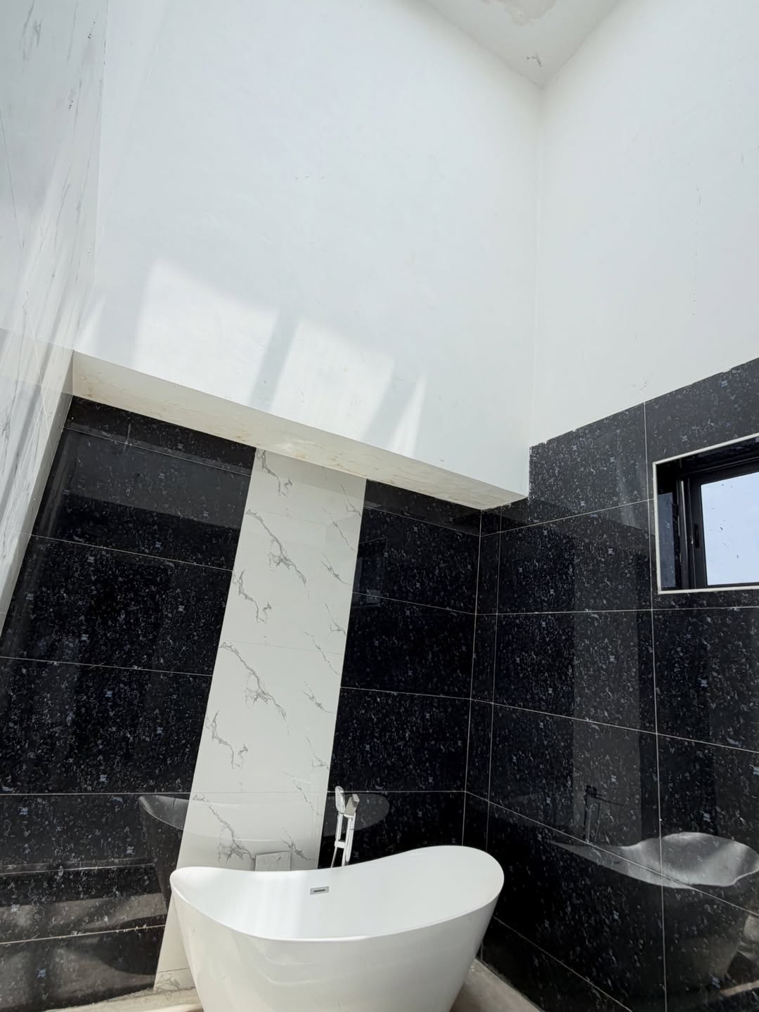 5 bedroom detached duplex for sale in Katampe Extension, Abuj