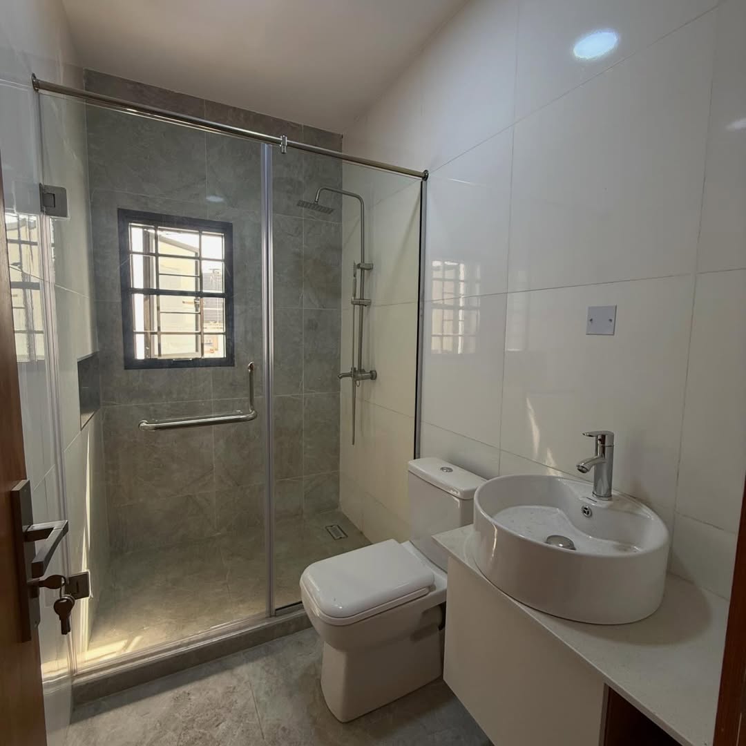 4 bedroom terrace duplex for sale in Jahi, Abuja is a corner unit