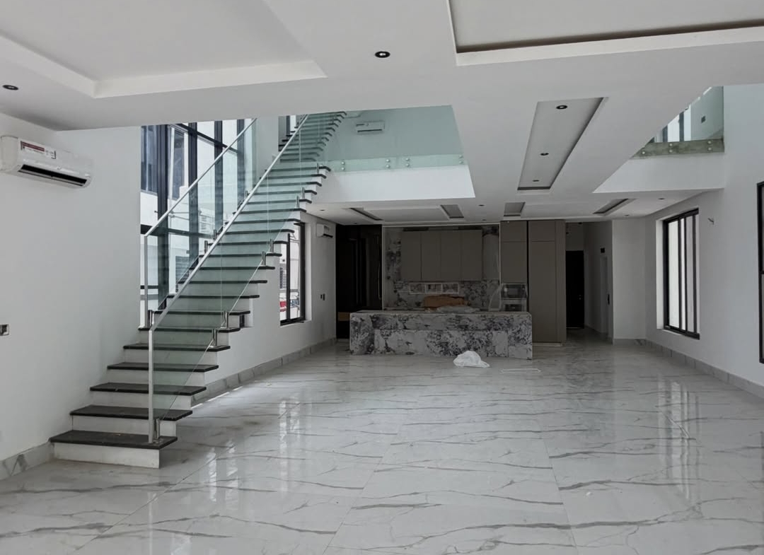 5 bedroom detached duplex for sale in Katampe Extension, Abuj