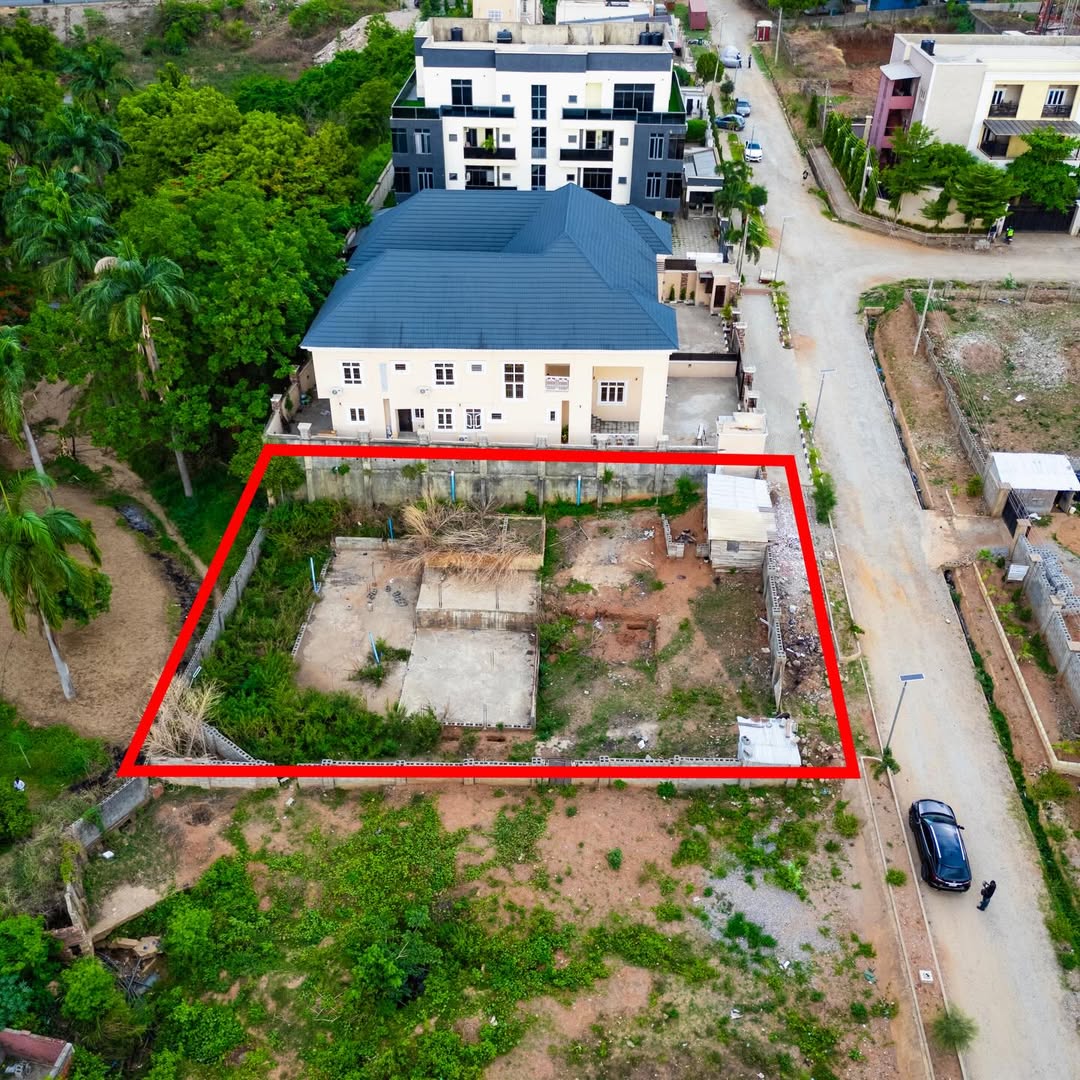 800sqm residential land for sale in Katampe, Abuja