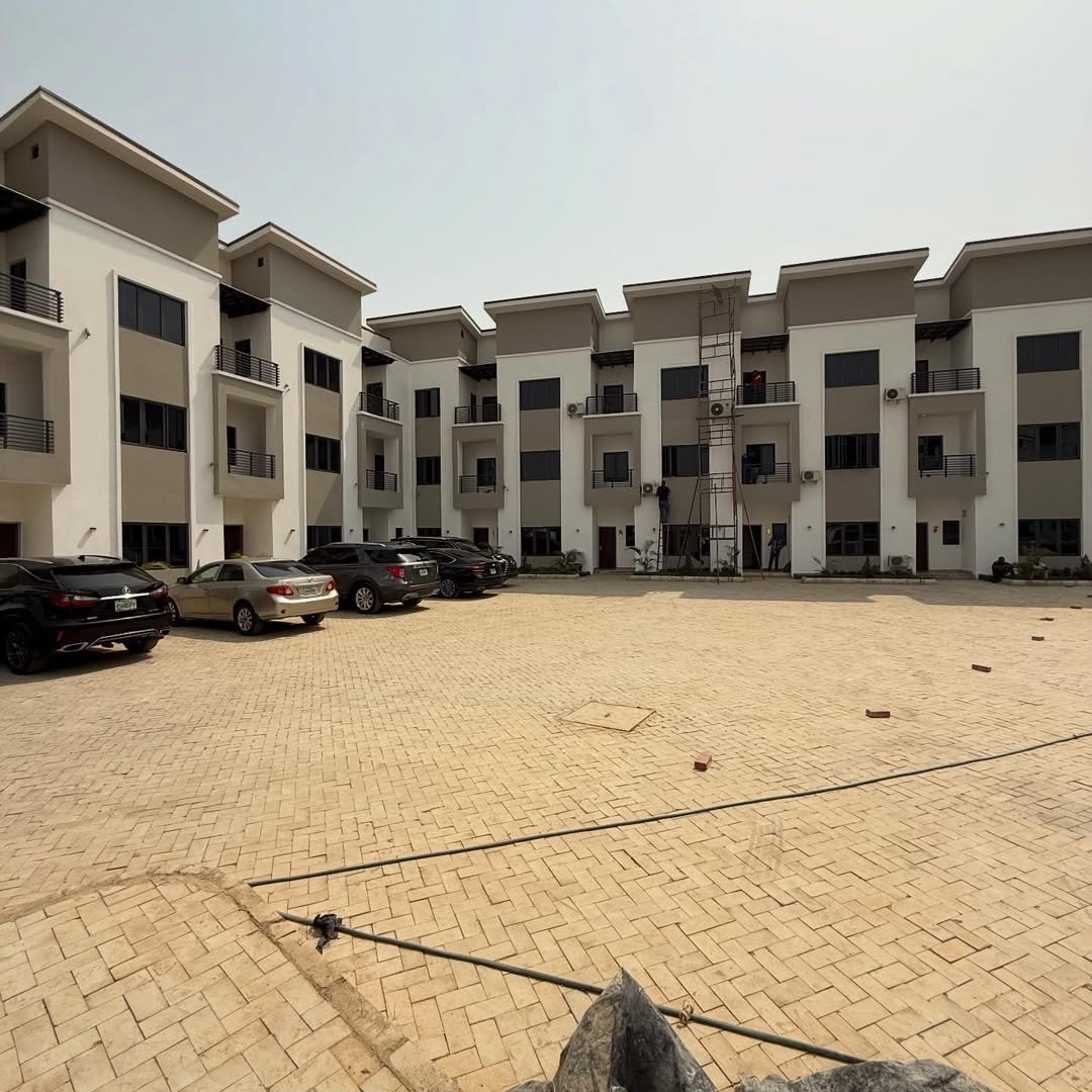 4 bedroom terrace duplex for sale in Jahi, Abuja is a corner unit