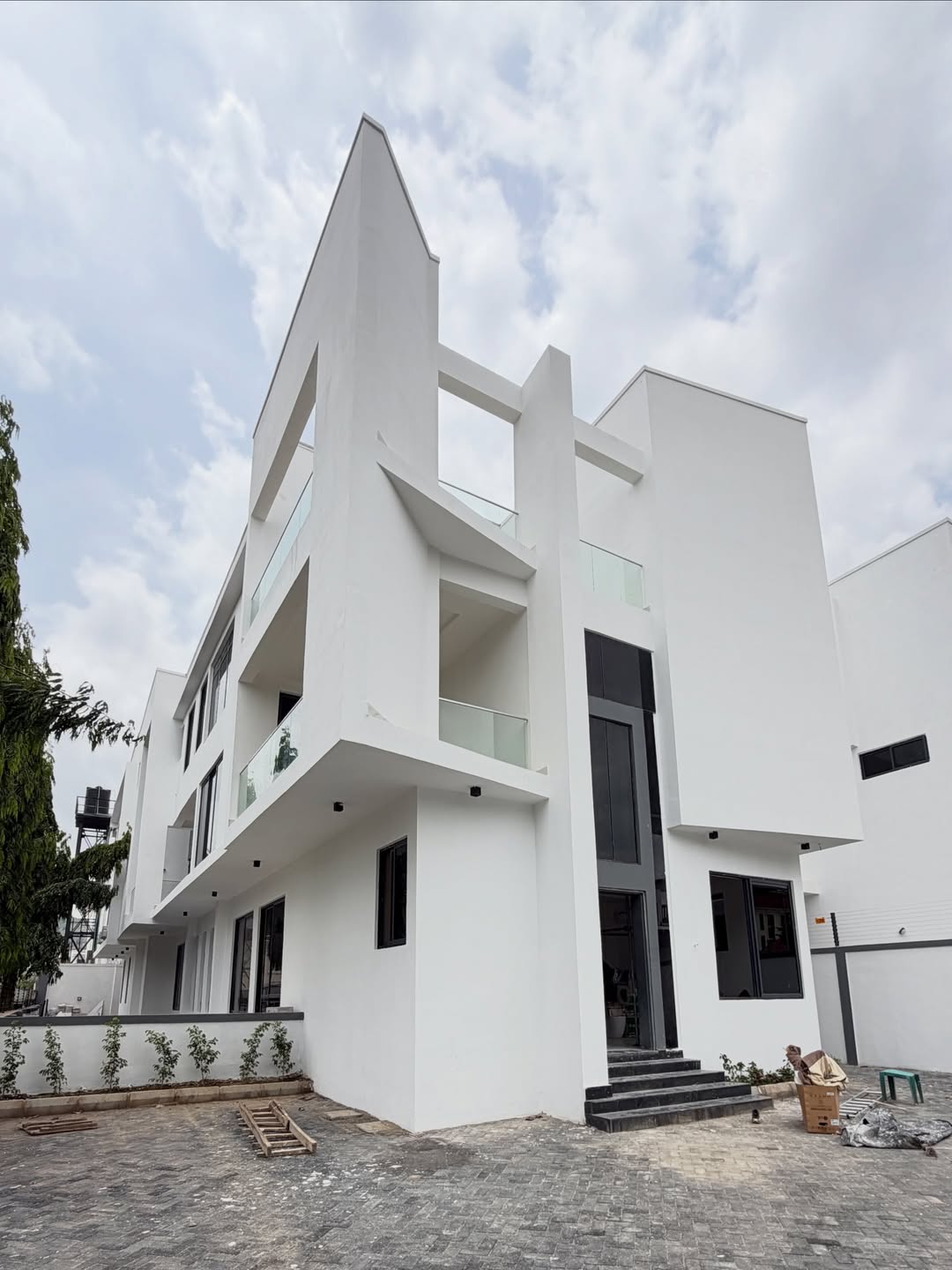5 bedroom detached duplex for sale in Katampe Extension, Abuj