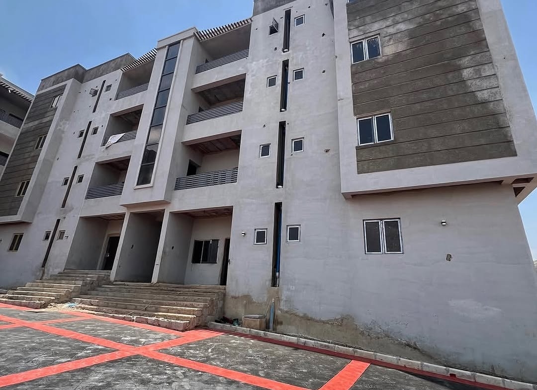 3 bedroom apartment with BQ for sale in Katampe Main, Abuja