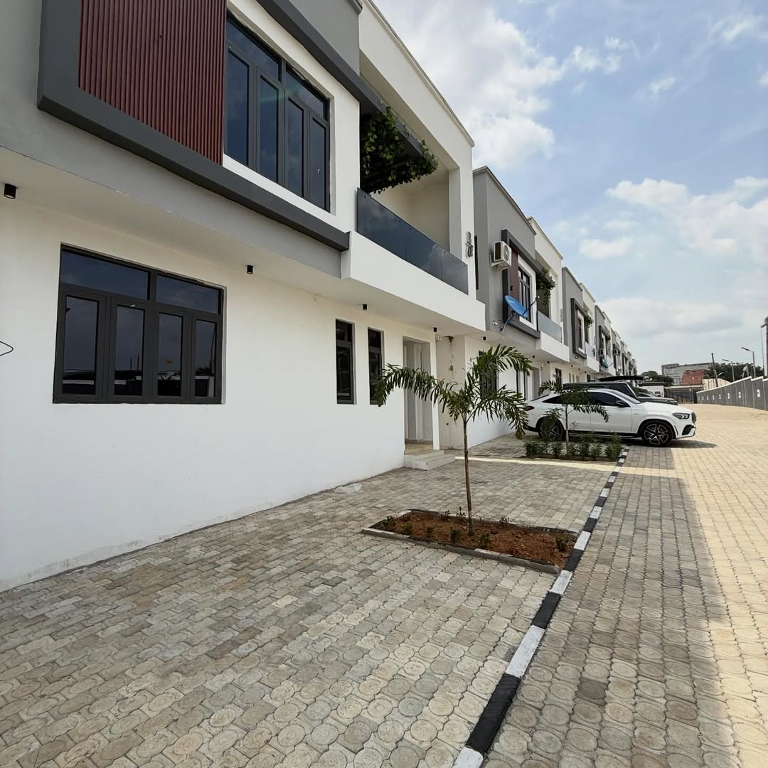 4 bedroom detached duplex for sale in Mabushi, Abuja