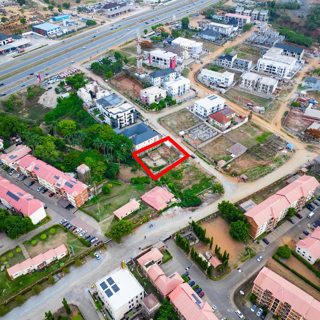 800sqm residential land for sale in Katampe, Abuja