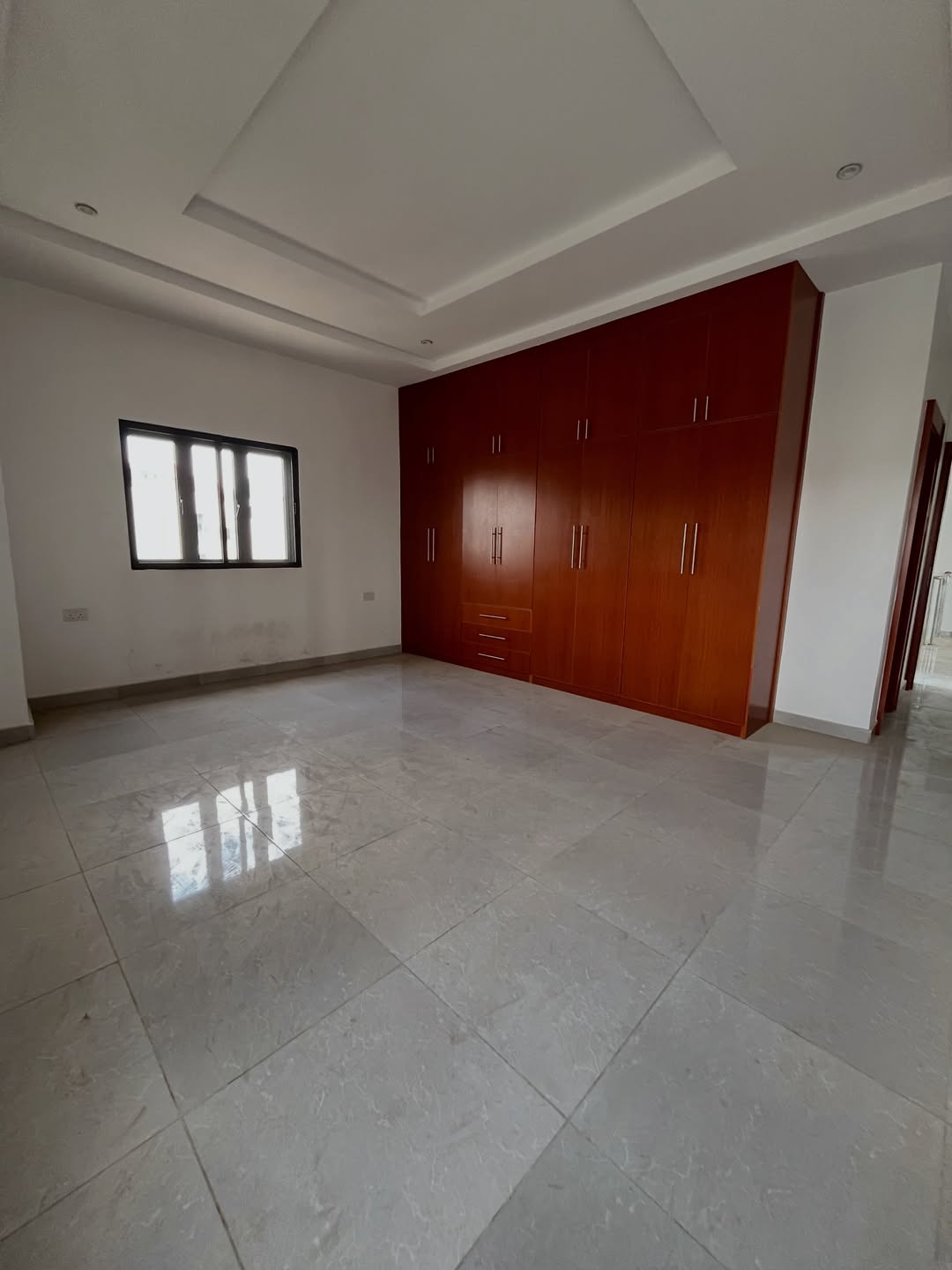 4 bedroom semi-detached duplex for sale in Guzape, Abuja