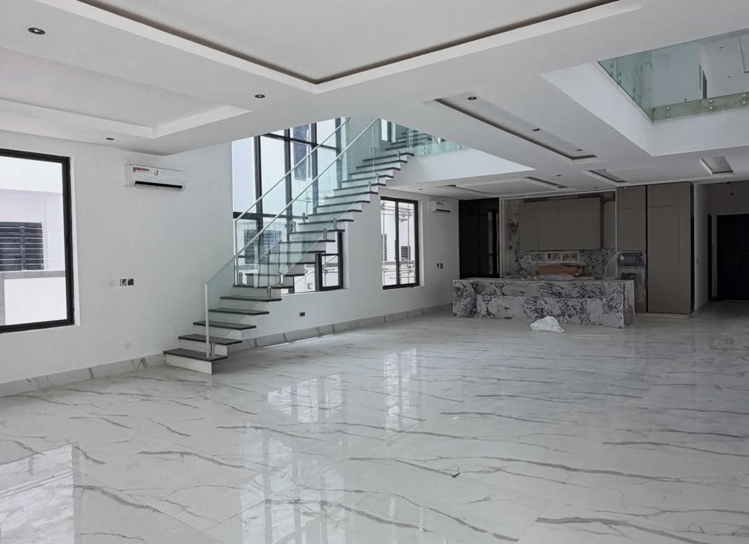 5 bedroom detached duplex for sale in Katampe Extension, Abuj