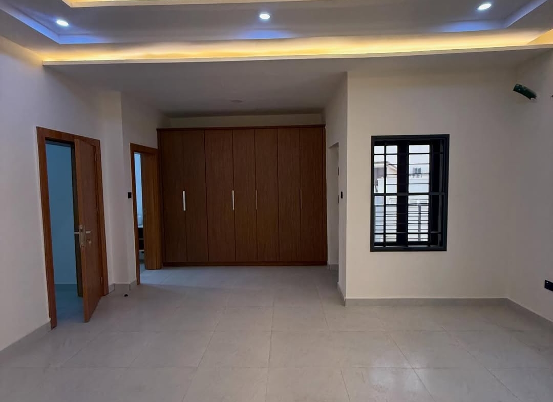 4 bedroom terrace duplex for sale in Jahi, Abuja is a corner unit