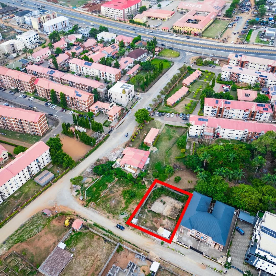 800sqm residential land for sale in Katampe, Abuja
