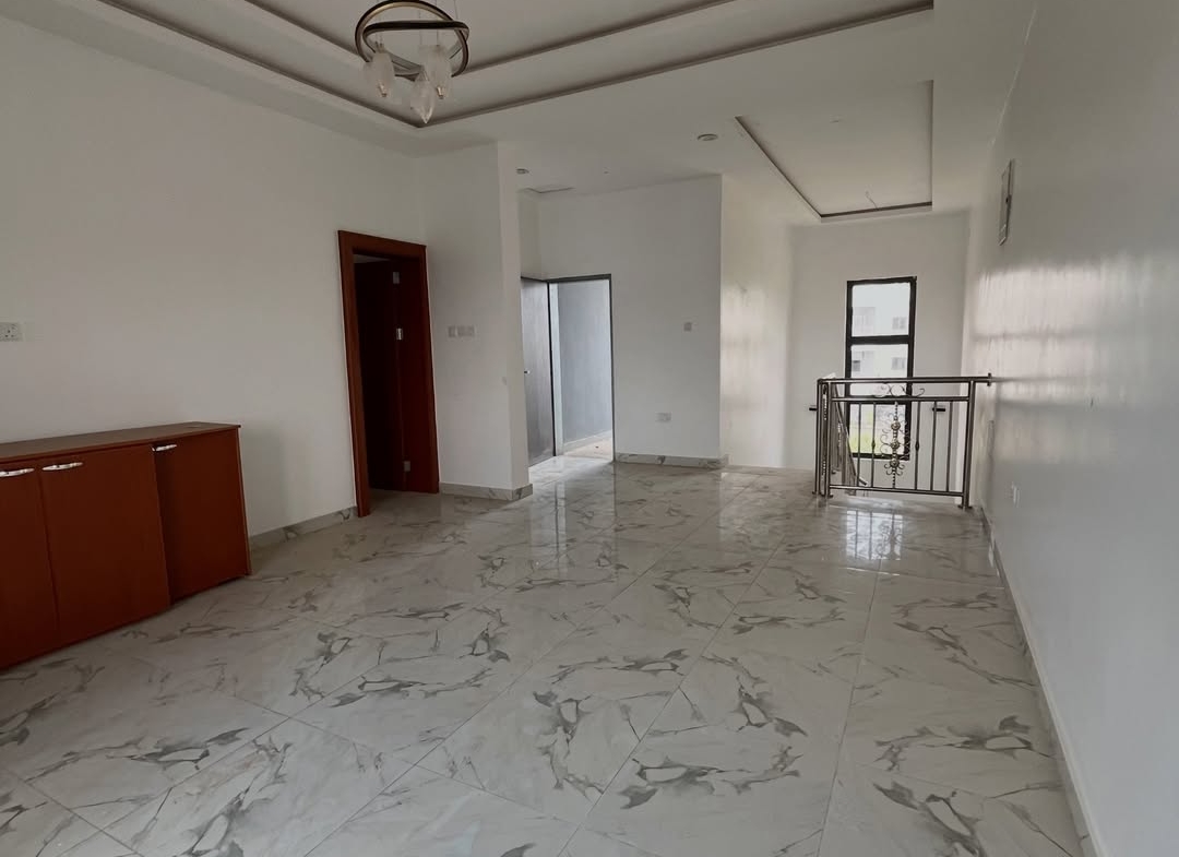 4 bedroom semi-detached duplex for sale in Guzape, Abuja