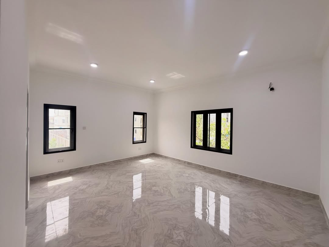 3 bedroom apartment with BQ for sale in Katampe Main, Abuja